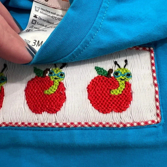 Bundle of 3 Smock Monkey Applique and Smocked Tee Shirts Puppy, Tractor, Apple - Picture 6 of 7